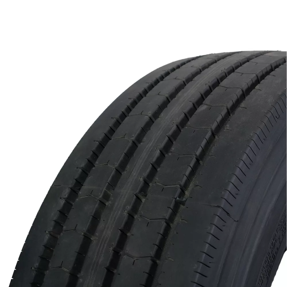 Грузовая шина 285/70 R19,5 Long March LM-216 18PR в Яйве