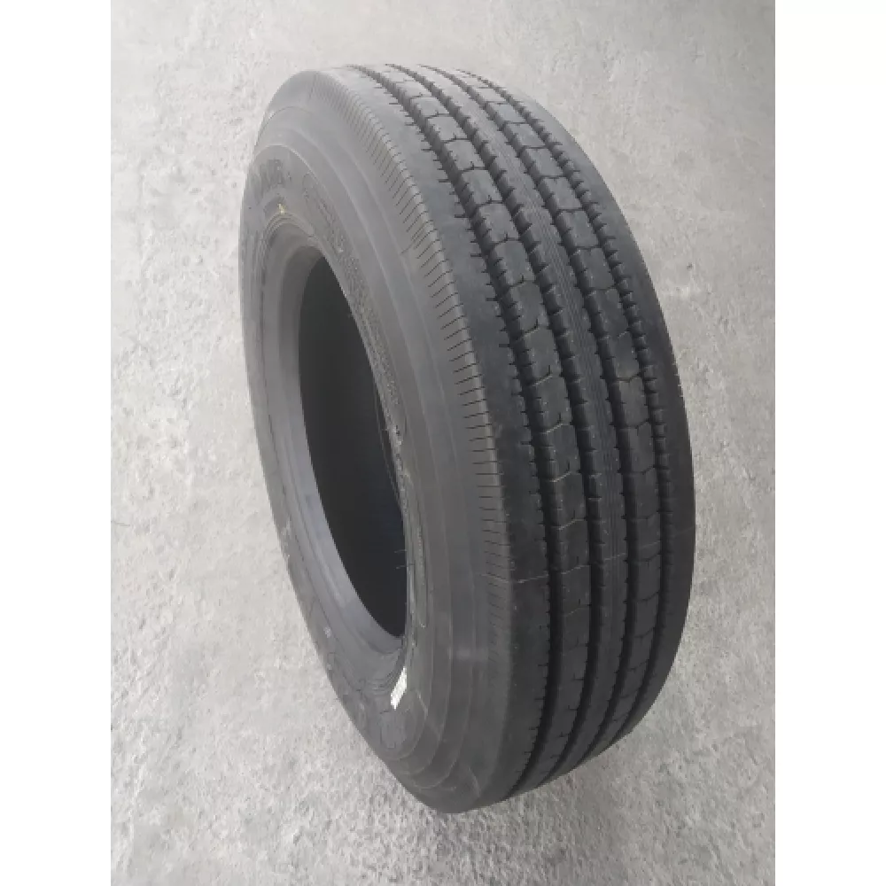 Грузовая шина 215/75 R17,5 Long March LM-216 16PR в Яйве